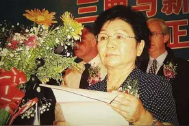 石家庄“乳业女皇”：兽医出身，执掌三鹿，终因三聚氰胺入狱图片
