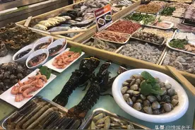 5个上海人到青岛旅游，点了5个海鲜，终于明白量大实惠一词的含义图片