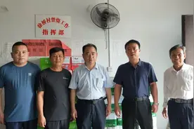 安徽省灵璧石协会会长黄国强赴宿州市埇桥区祁县镇徐桥村参与防汛抗洪救灾工作图片