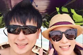 张艺谋三十一岁年龄之差小娇妻，近照如今曝光，网友：真的很小图片