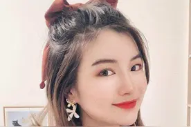 湖北美女，名校硕士毕业后，当英语老师，一场直播赚150万，凭啥图片