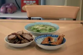 理解女同志的最好方式就是对话《日常对话》图片