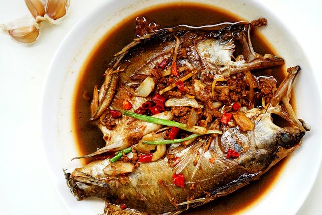 做出一条好吃的臭鳜鱼有难？ 不超过三个步骤做出大师级别臭鳜鱼