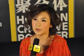 2004年，主持人杜鹃死在自己车下,丈夫受贿被捕,死亡原因扑朔迷离图片
