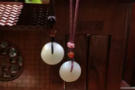 别乱戴！给孩子选玉必须讲究图片