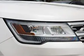 又一SUV开始“清仓”，纯进口比奥迪Q5大气，入门2.3T原价41.28万图片