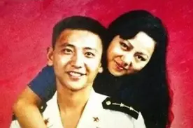 “海空卫士”王伟：英雄御敌穹苍壮烈殉国，硬汉遥寄情书自画坟墓图片