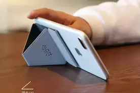 中国小姑娘做了款隐形手机支架，没想到在全球最大众筹网站火了图片