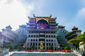 广西一座奇葩建筑，本地人嫌门票贵不愿去，却是新世纪一伟大作品图片