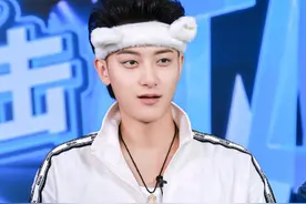 黄子韬直播带货首秀破2亿，明星赚几千万跟玩似的，合理吗？图片