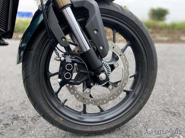 高颜值复古街车 飞鹰S25正式上市 售价1.38万/1.63万