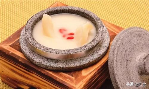 鲨鱼骨花胶鸡汤 2026年鲨鱼骨花胶煲汤