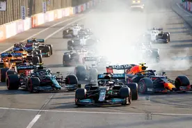 谁说F1街道赛没意思？ 带你回顾2021年F1最戏剧性的阿塞拜疆正赛图片