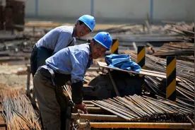 中国荣获“全球最勤劳国家”，外国游客惊叹：中国人太疯狂图片