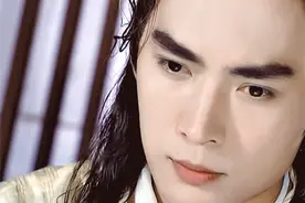 首创扇子泡面头造型的《小李飞刀》，凭什么惊艳荧屏21年？图片