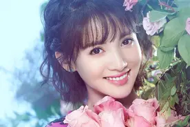 跟女生聊天的技巧，学会这样和她相处，才能更快拉近距离图片