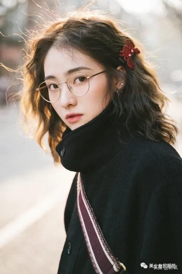 一代t王掰弯超a少女,姬圈新晋颜霸cp诞生了?