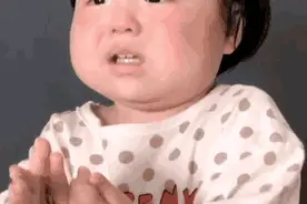 动态表情包：没人理我我一点也不尴尬图片