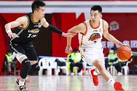 再上央视！郭艾伦与众星参加跨年晚会 曾与杨鸣高唱《我的祖国》图片