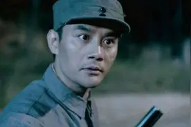 黄克功逼婚枪杀女学生，请求戴罪立功，毛主席：必须处以极刑图片