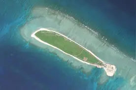 航拍西沙群岛的7个岛屿，最小0.3k㎡图片