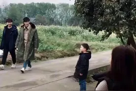 《向往5》第二次录制开始，张艺兴飞抵长沙，本次飞行嘉宾杨紫图片