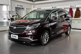 高端MPV中较便宜选择，航空座椅带按摩，油耗降低，带你看别克GL8图片
