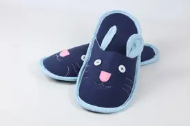 布艺教程丨轻便的拖鞋自制方法，可爱日式风，简单大方，做起来吧图片