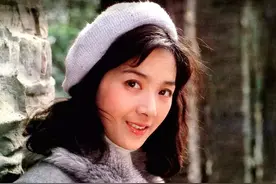 1986年龚雪被造谣牵扯流氓大案，远走美国，今67岁幸福得让人眼红图片