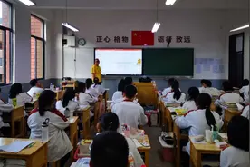 黔西南州兴义市五中开展《禁毒法》颁布实施12周年纪念宣传活动图片