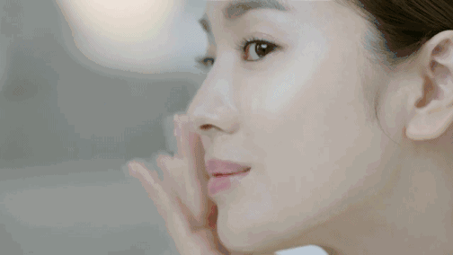 直播洗脸竟成了明星抢流量的绝招！氨基酸泡泡洁面，素颜更自信