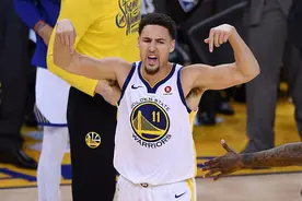 NBA历史七大单节之最：克莱单节37分，一人单节18板，穆大叔8盖帽图片