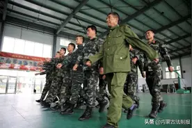 武警内蒙古总队包头支队：祖孙三代从军路 一脉相承家国情图片
