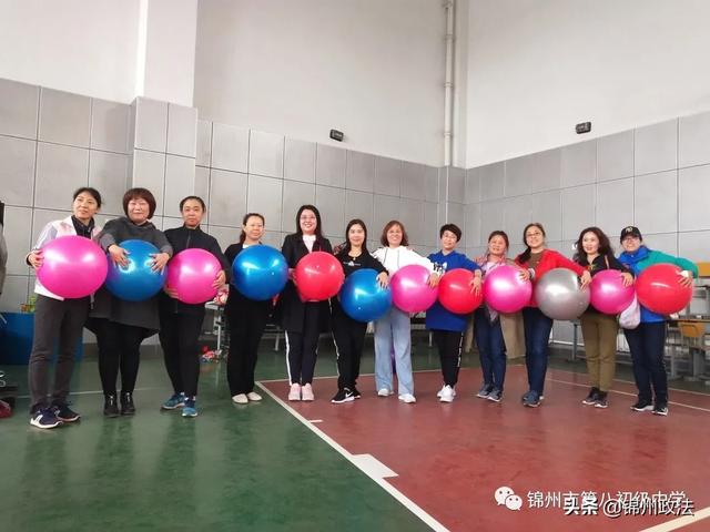 运动会通讯稿范文 运动会通讯稿范文300字(图9) 运动会通讯稿范文 运动会通讯稿范文300字(图9)
