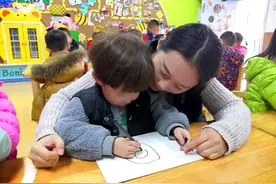 【扶贫故事】扶贫女教师和她的“天才学生”图片
