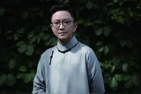 王佩瑜是怎么火起来的？哪些贵人扶助了她？图片
