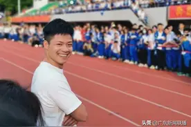 苏炳添现身校园开讲！“教科书式”起跑亮了图片