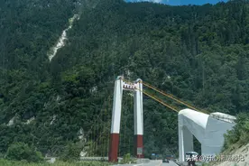 过通麦天险，逛鲁朗小镇，观南迦巴瓦峰，感叹西藏林芝风光真美图片