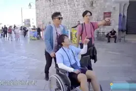 96年男星痛风痛到坐轮椅！不想得痛风，劝你别做这几件事……图片