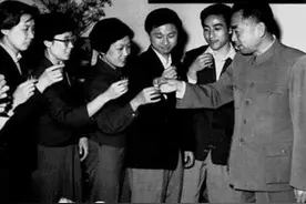 周总理在家举办庆功宴，参加人员自带粮票，宴席四菜一汤图片