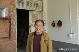 宜阳大叔开免费农具维修部，年修千把农具，鬼见愁拐杖送出几十个图片