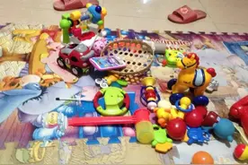 美国心理学家研究发现：玩具越多的孩子，长大后却会变得越“笨”图片