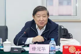 中国首台中端光刻机完成认证，美媒：台积电任务还未完成不能回来图片
