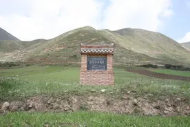 甘肃古墓葬丨李氏家族墓地图片