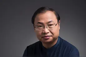 吴基伟简介图片