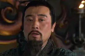 靠吃姐姐的母乳长大的他，成名后回馈全家图片
