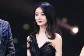 赵丽颖“斜方肌”太大，穿吊带虽好看，却不小心暴露身材壮实！图片