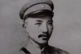 此人参加了南昌起义，后来回家务农，建国后，贺龙推荐他当副省长图片