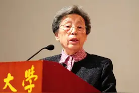 毛主席给她上了根瘤菌第一课，后来她成为我国这个领域的开拓者图片
