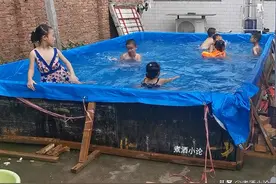 陕西周至一家长在自家院子给孩子建游泳池，网友纷纷在线求教程图片